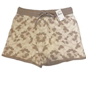 Heartloom Shorts Medium NWT